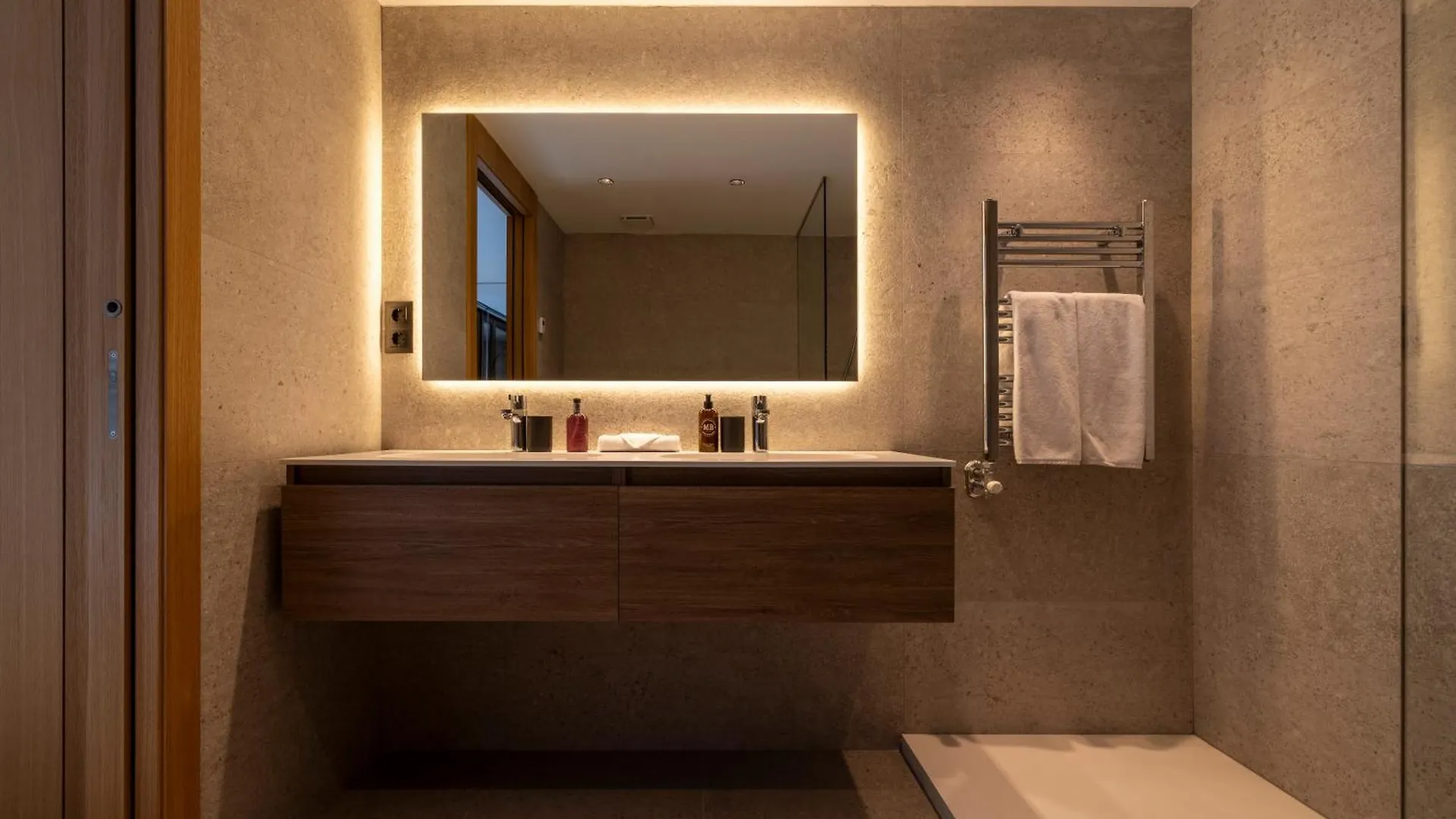 Un Diamante De Montana L A Pie De Pistas De Esqui - Gimnasio - Sauna - Piscina L 8Pax L By Bonesvacances El Tarter Andorra