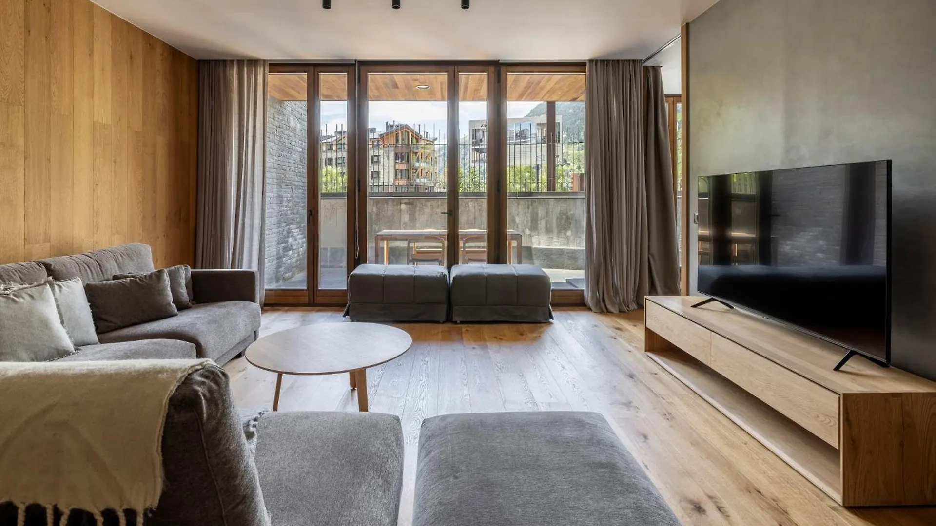 Apartment Un Diamante De Montana L A Pie De Pistas De Esqui - Gimnasio - Sauna - Piscina L 8Pax L By Bonesvacances El Tarter Andorra