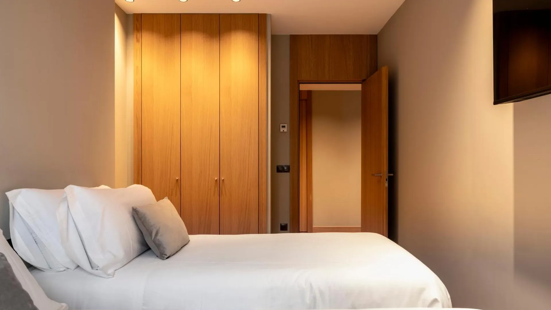 Un Diamante De Montana L A Pie De Pistas De Esqui - Gimnasio - Sauna - Piscina L 8Pax L By Bonesvacances El Tarter Apartment